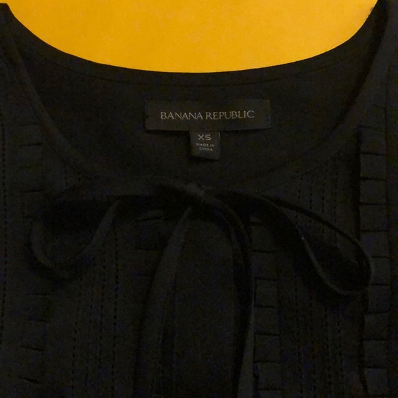 Banana Republic open front long sleeve above the knee dress - Picture 4 of 9